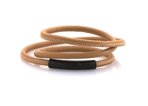 bracelet-woman-minerva-Neptn-FOL-SCHWARZ-4-cappucino-triple-nappa-leather.jpg