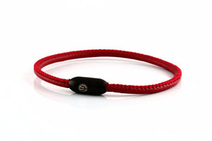 bracelet-woman-aurora-3-Neptn-TRIDENT-Schwarz-Nappa-leather-single-red.jpg
